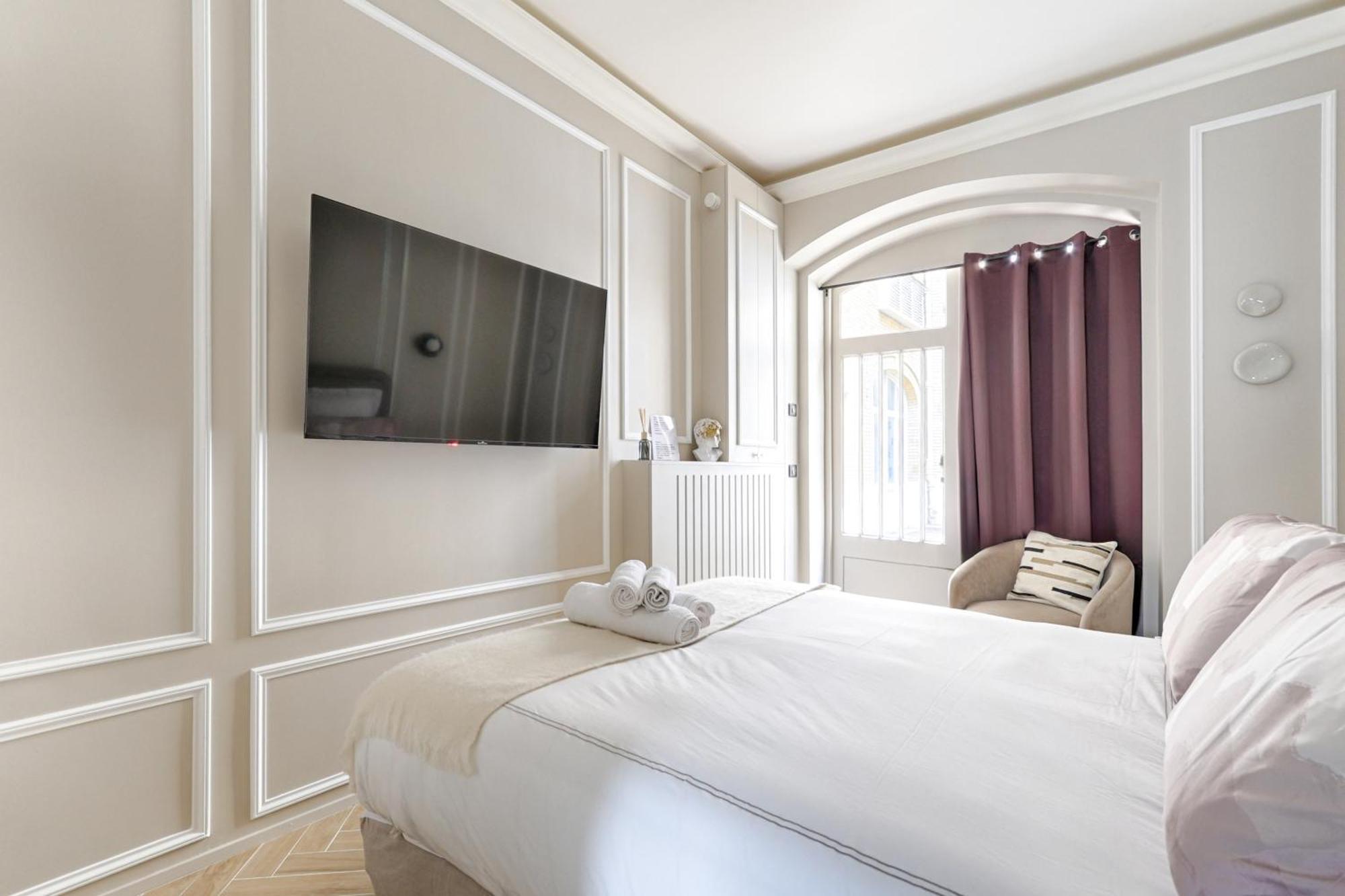 Luxury And Design Studio Invalides ปารีส ภายนอก รูปภาพ