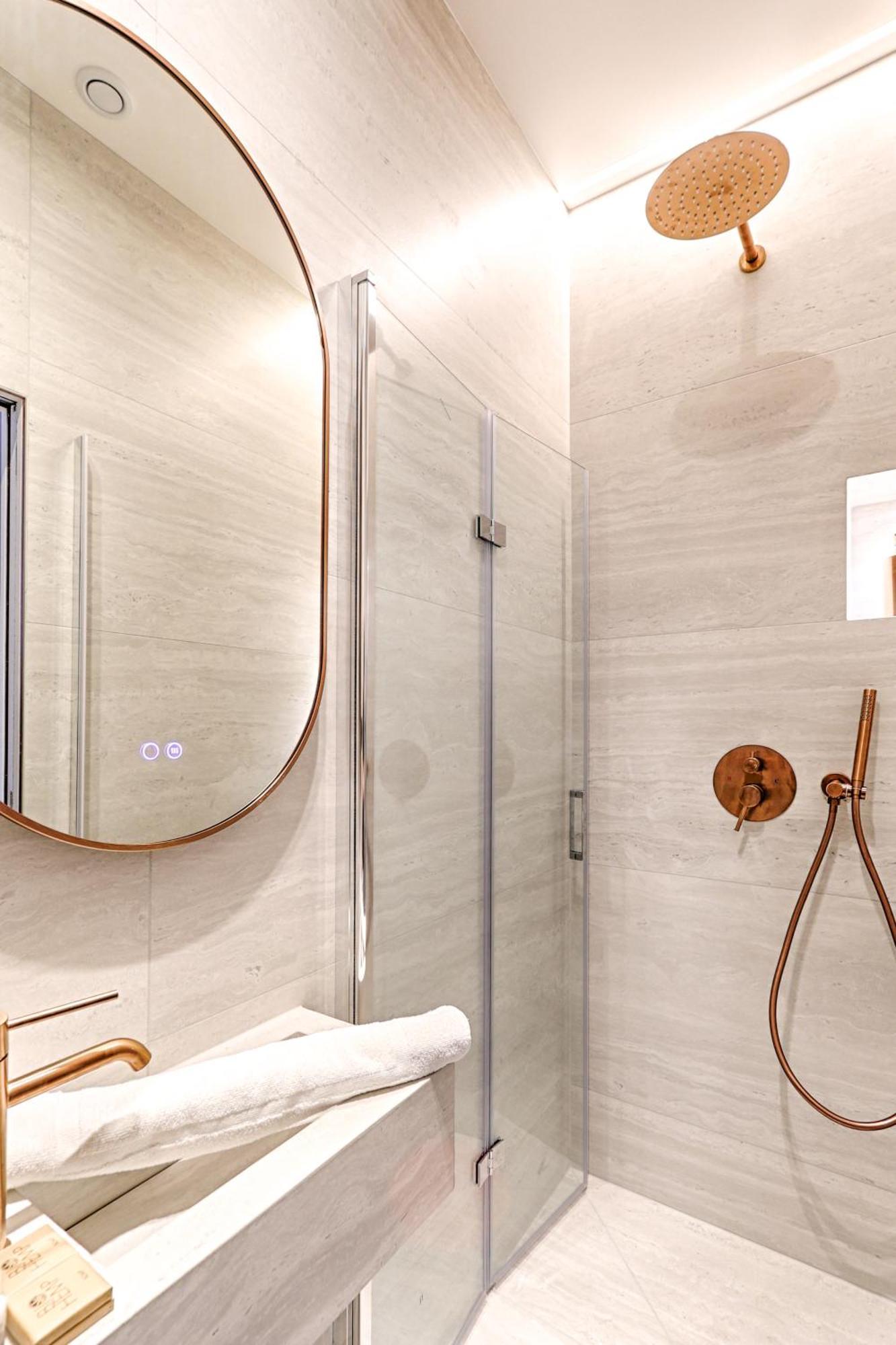 Luxury And Design Studio Invalides ปารีส ภายนอก รูปภาพ