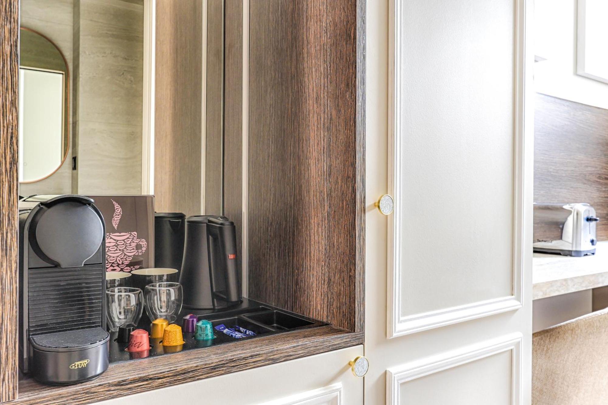 Luxury And Design Studio Invalides ปารีส ภายนอก รูปภาพ